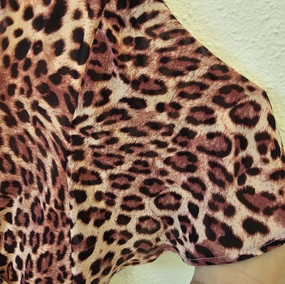 Torrid Size 1 Chiffon Flutter Sleeve Elastic Band Leopard Print Wrap Dress - Picture 8 of 14